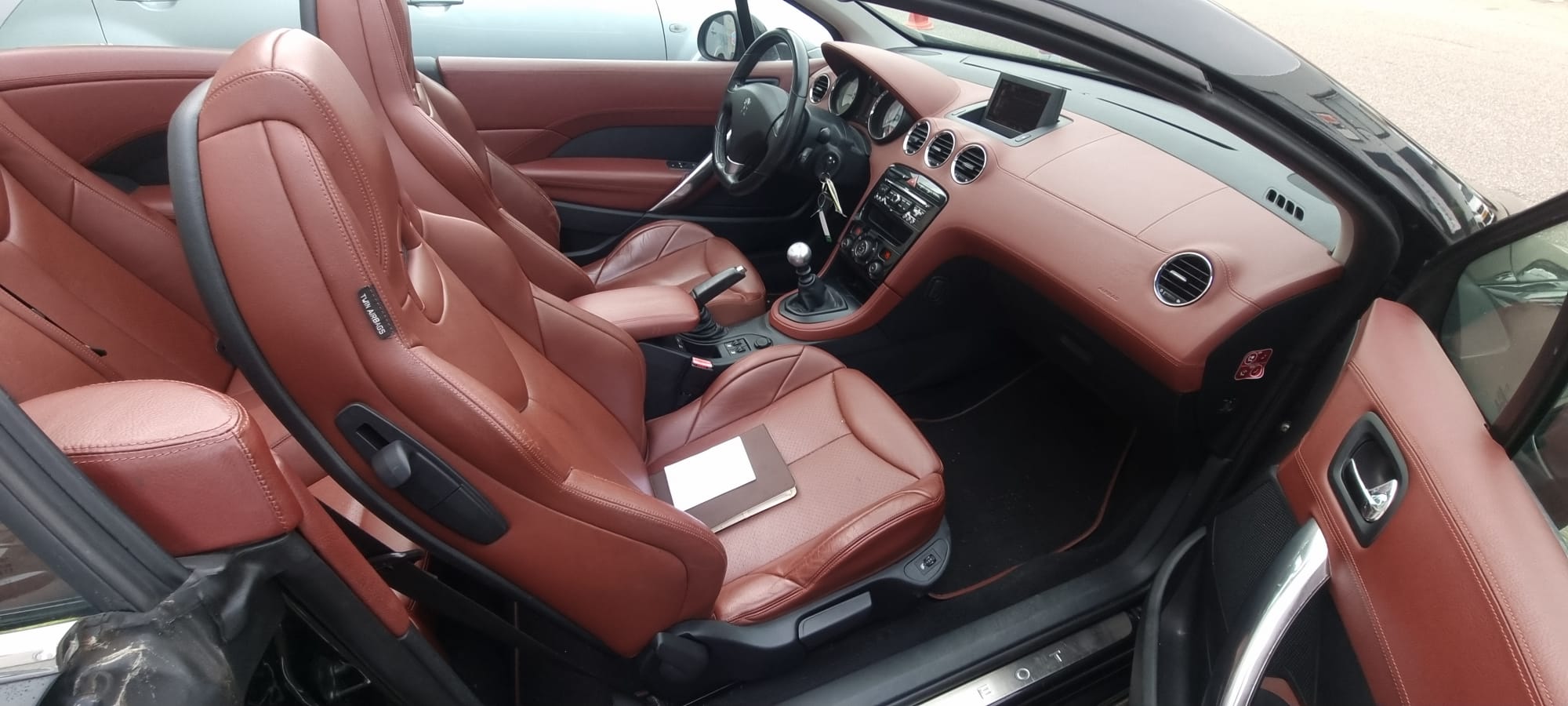 Peugeot 308 cabrio uit 2011