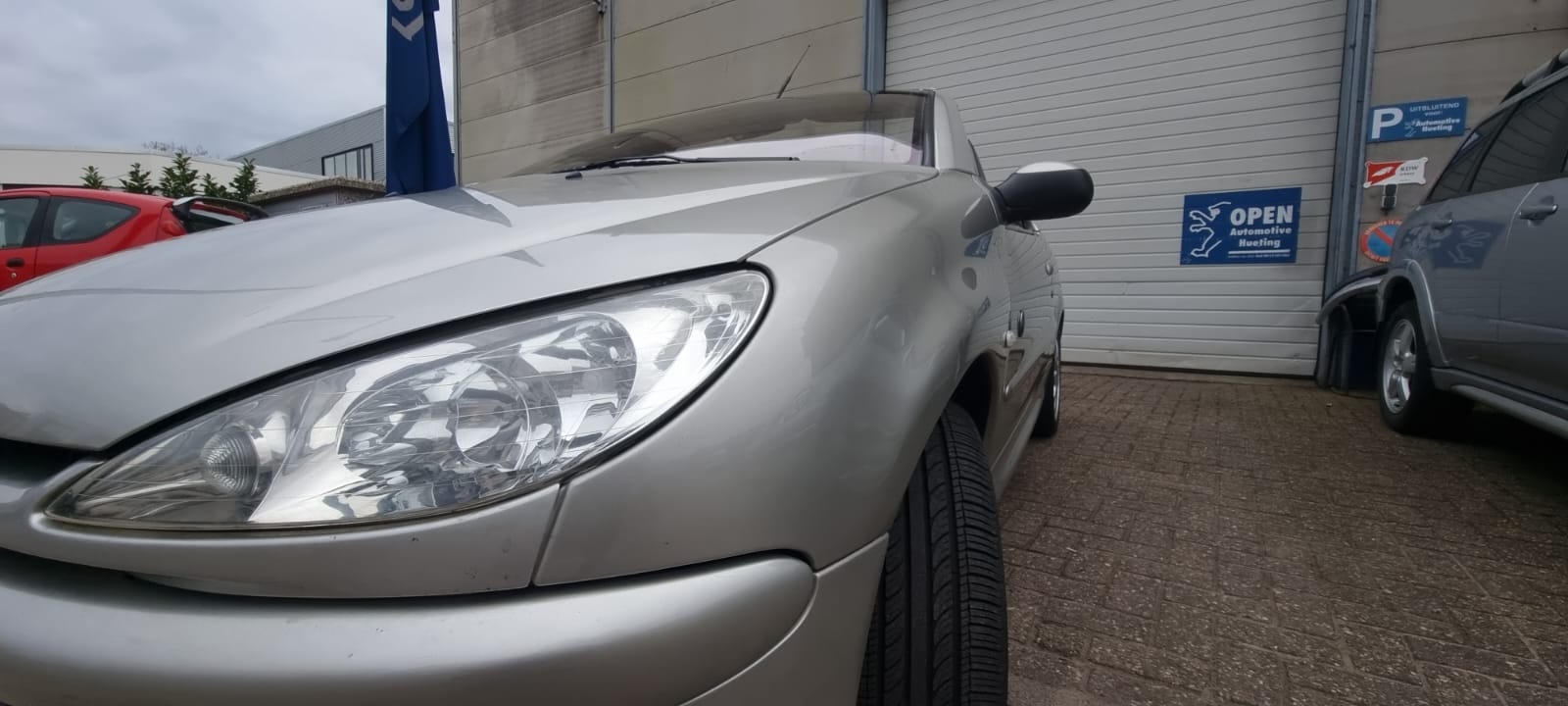 Peugeot 206 CC Roland Garros uit 2005