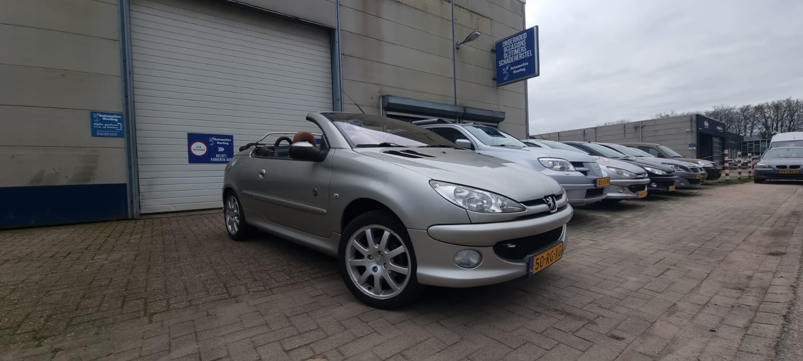 Peugeot 206 CC Roland Garros uit 2005