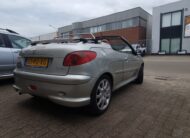 Peugeot 206 CC Roland Garros uit 2005
