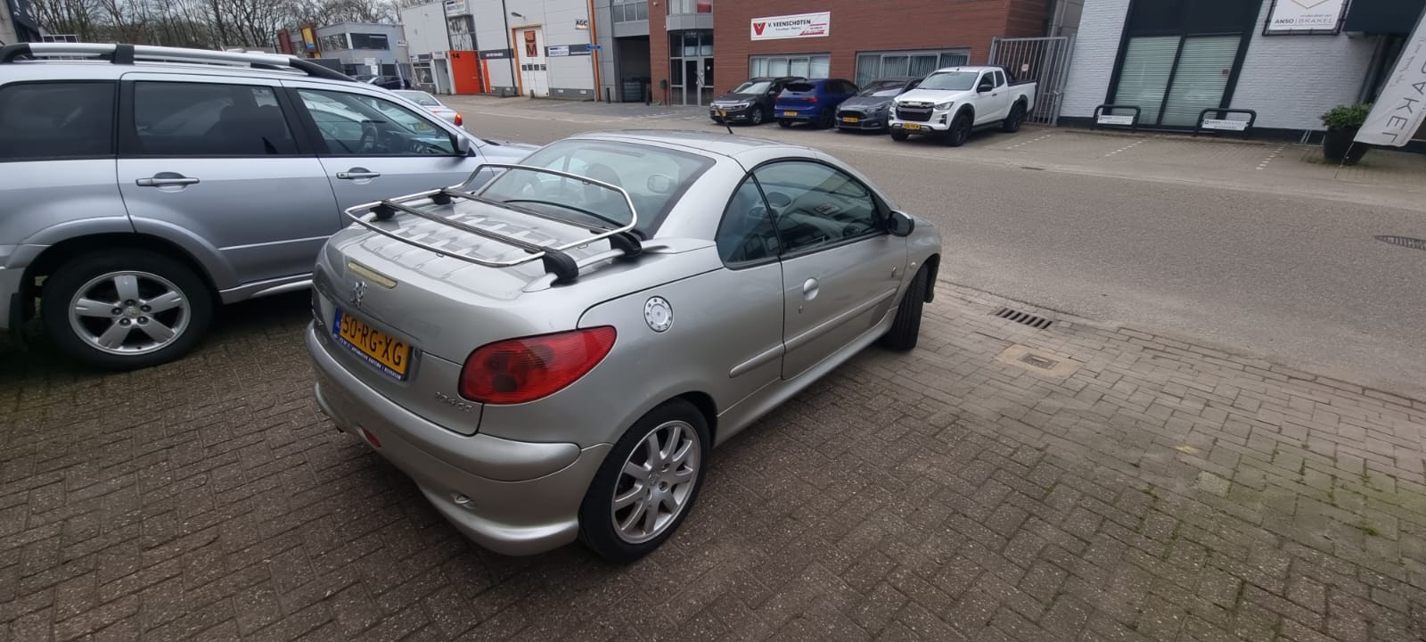 Peugeot 206 CC Roland Garros uit 2005