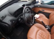 Peugeot 206 CC Roland Garros uit 2005