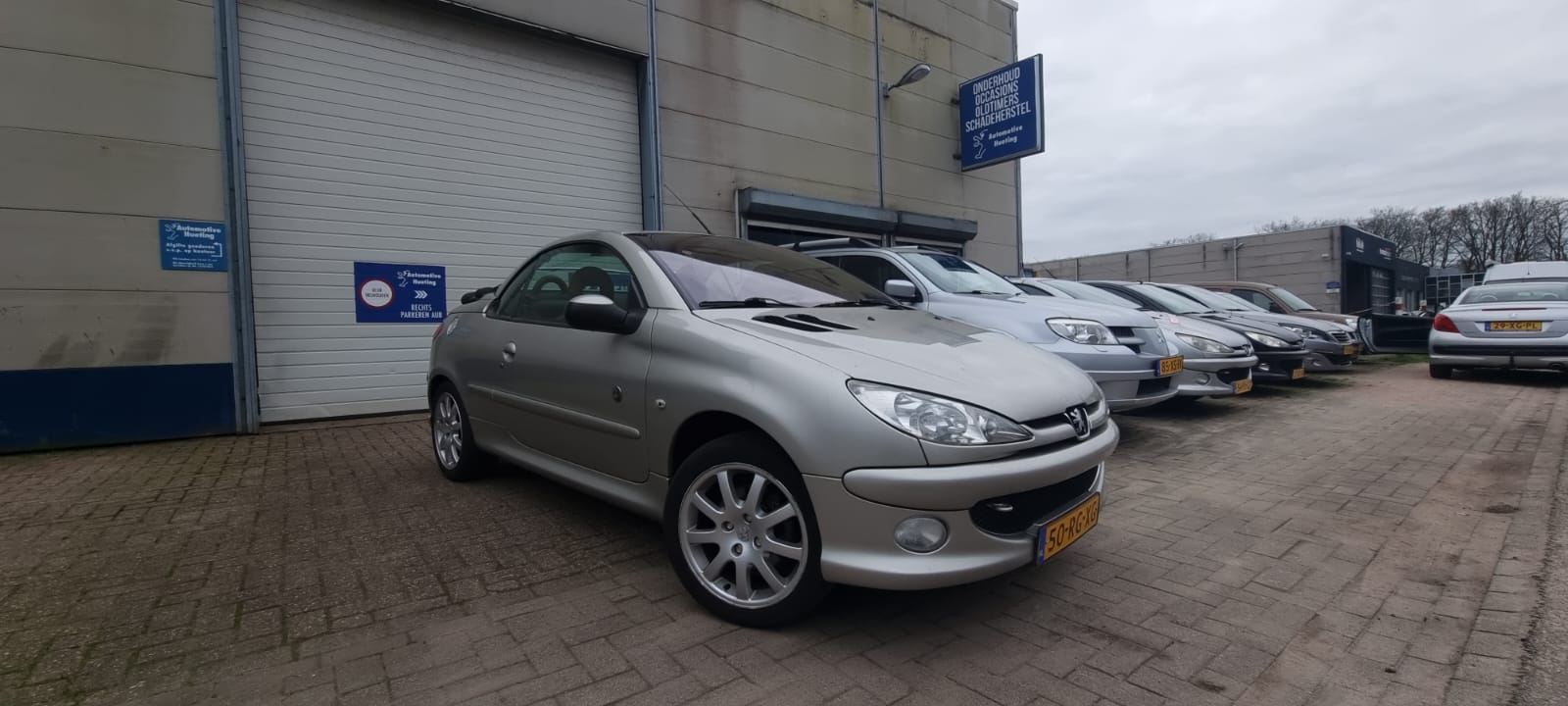 Peugeot 206 CC Roland Garros uit 2005