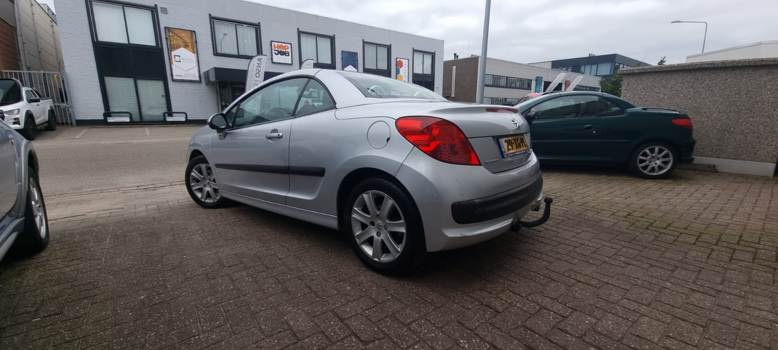Peugeot 207 CC uit 2007