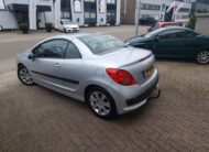 Peugeot 207 CC uit 2007