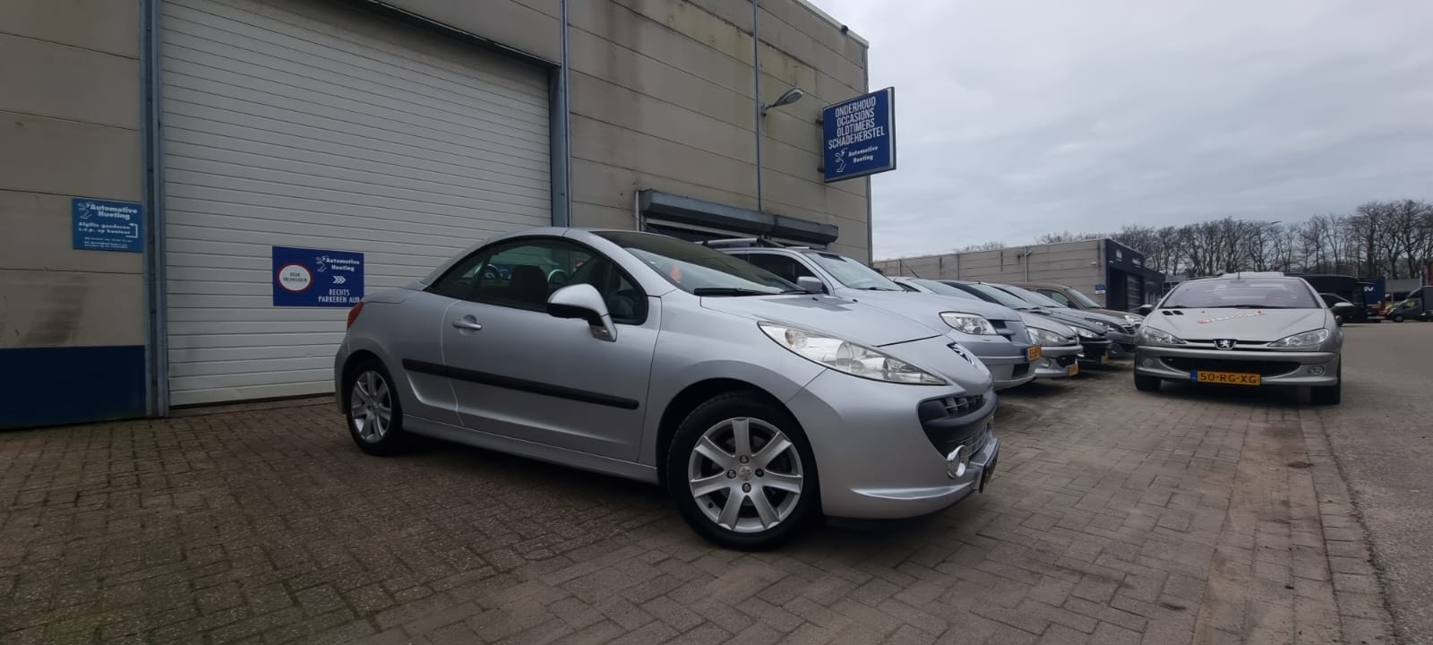 Peugeot 207 CC uit 2007