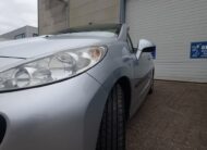 Peugeot 207 CC uit 2007