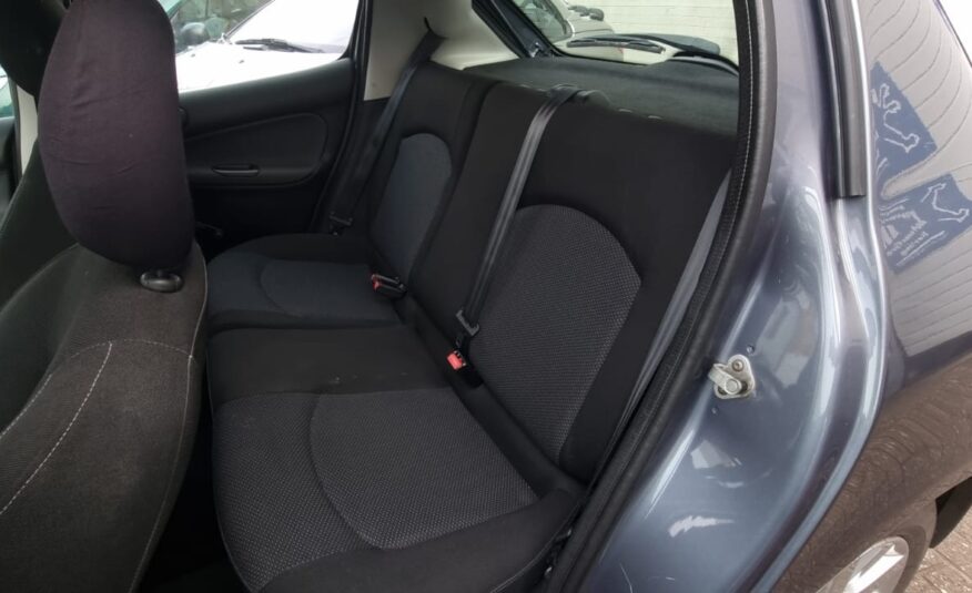 Peugeot 206 + uit 2010