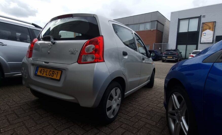 Suzuki Alto uit 2010