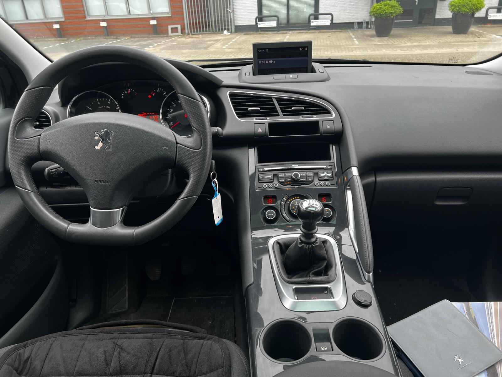 Peugeot 3008 uit 2012