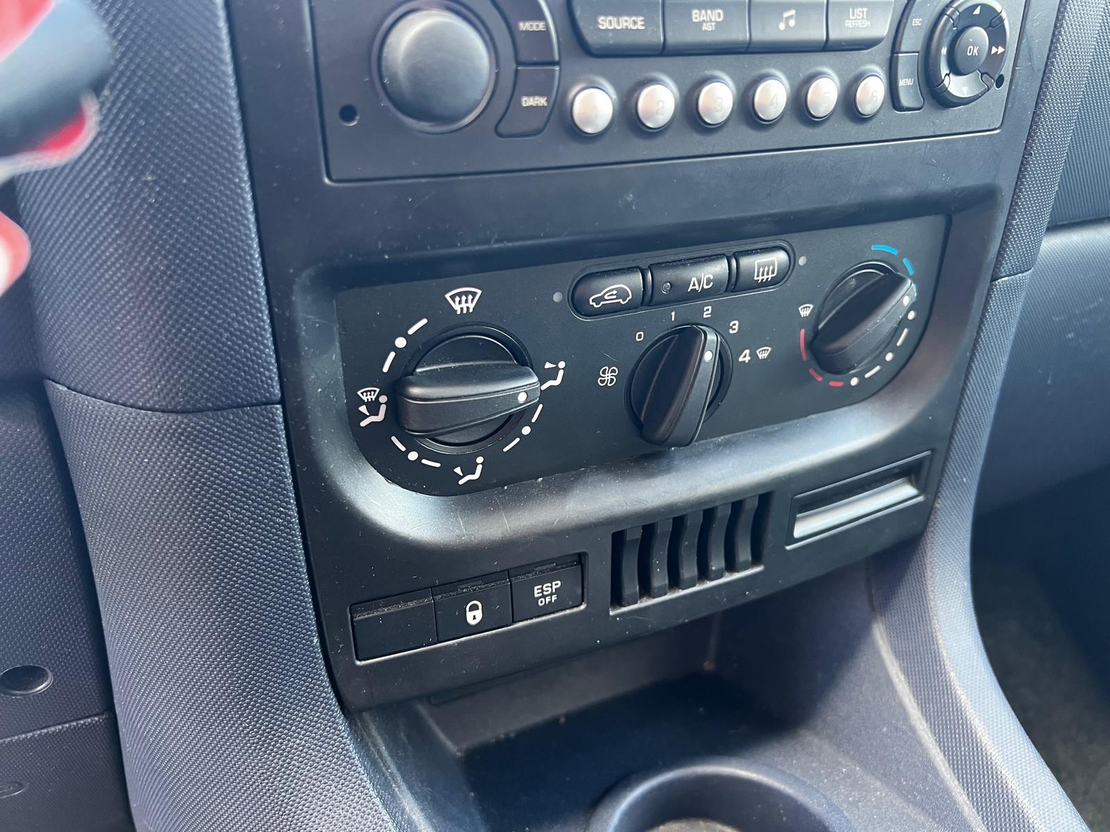 Peugeot 1007 uit 2008