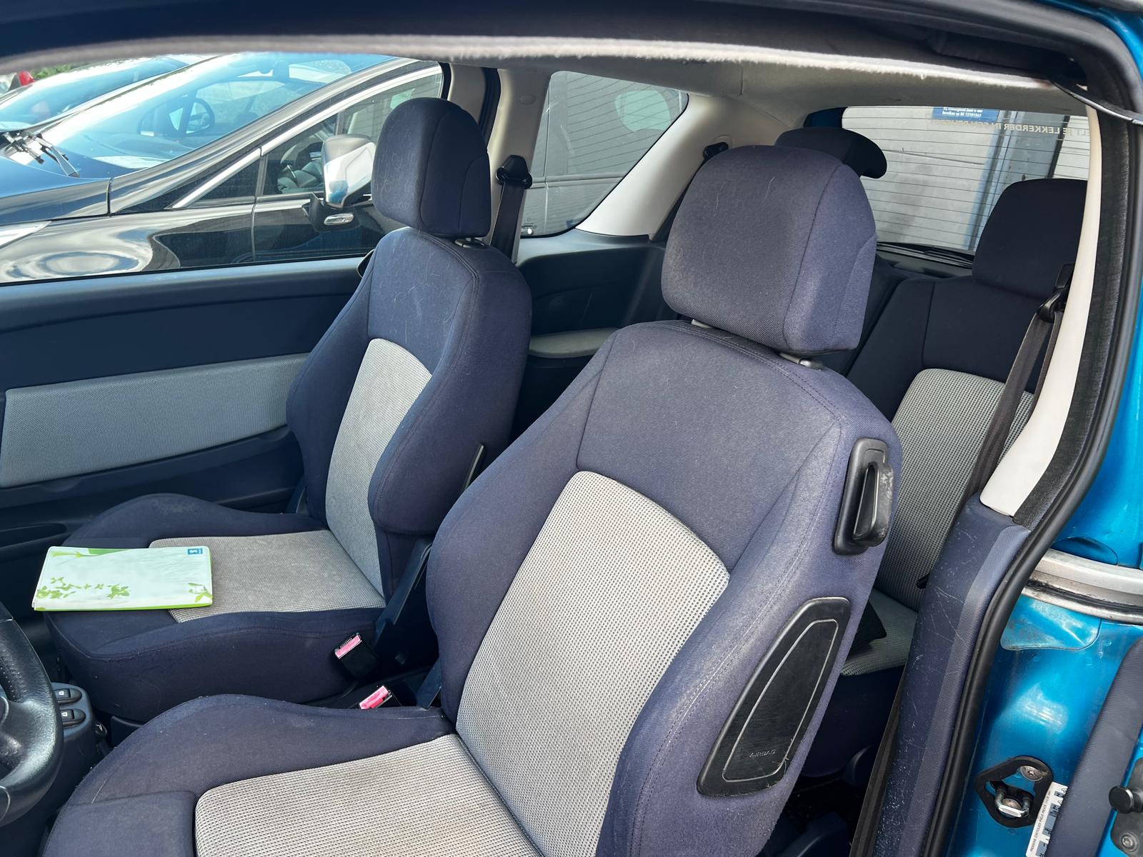 Peugeot 1007 uit 2008