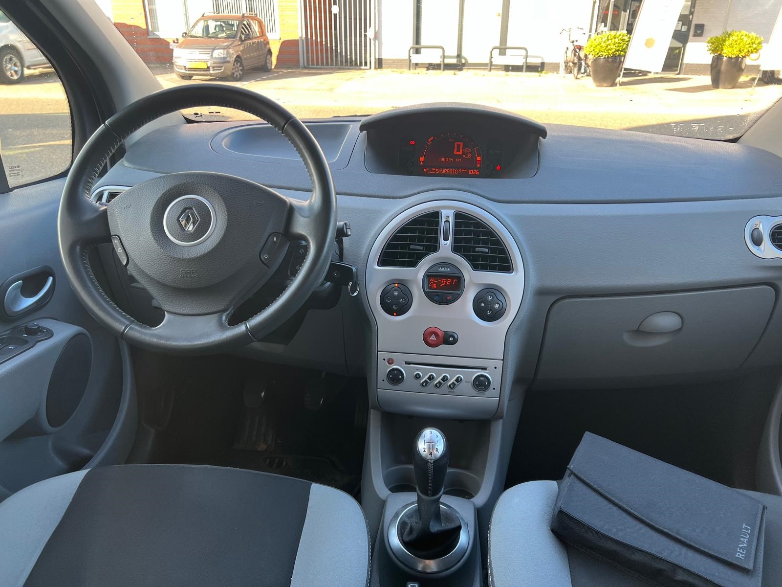 Renault Grand Modus uit 2011