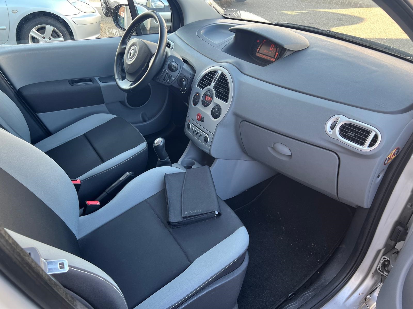 Renault Grand Modus uit 2011