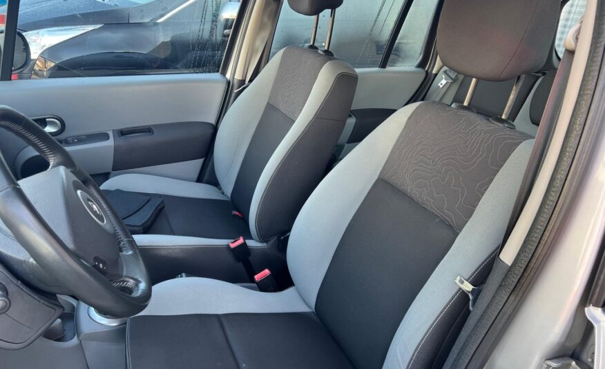 Renault Grand Modus uit 2011