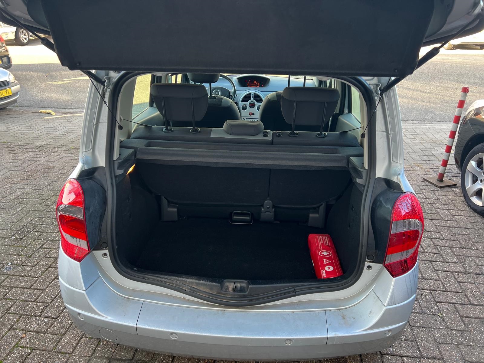 Renault Grand Modus uit 2011