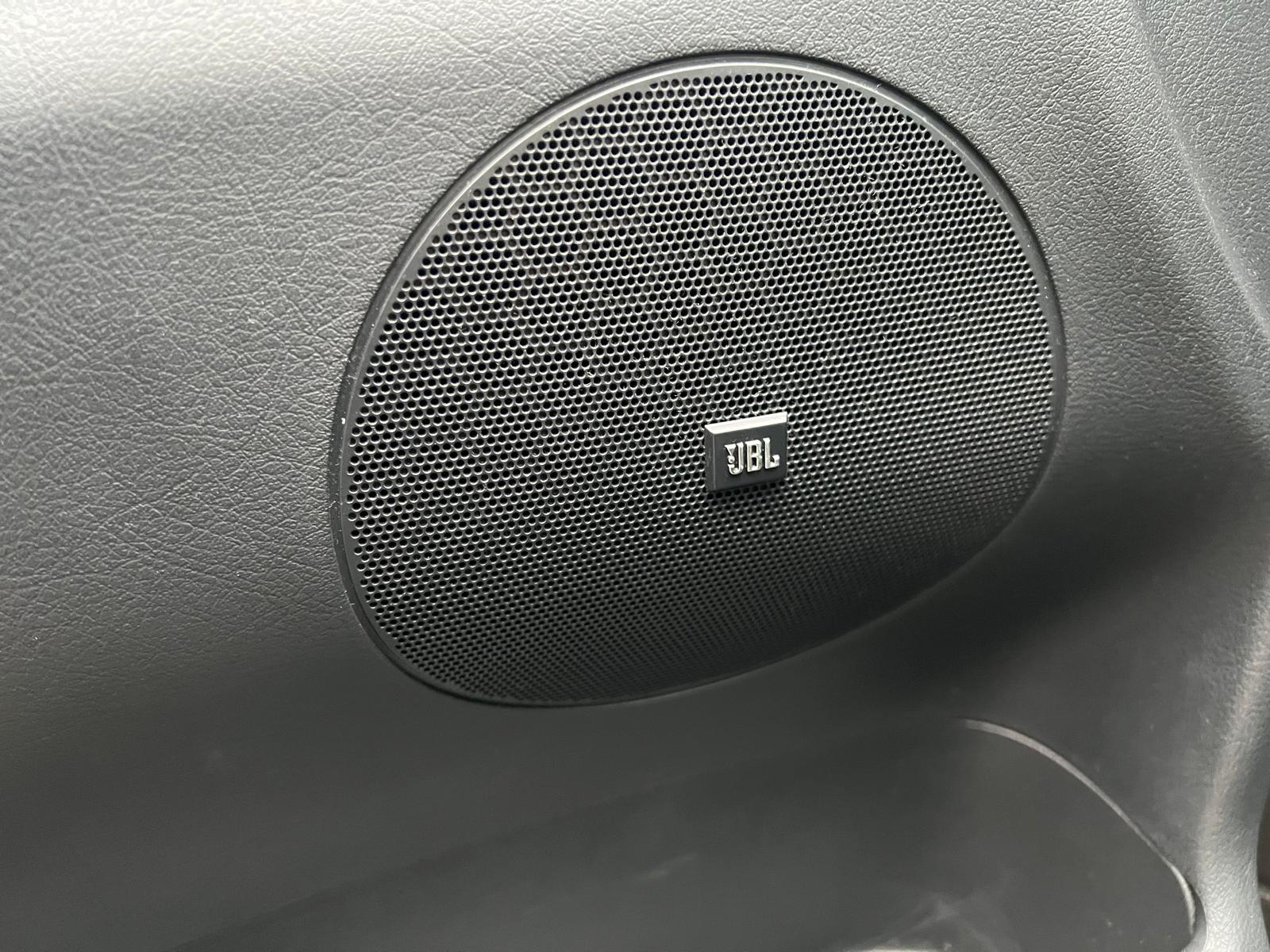 Peugeot 207 cabrio uit 2012