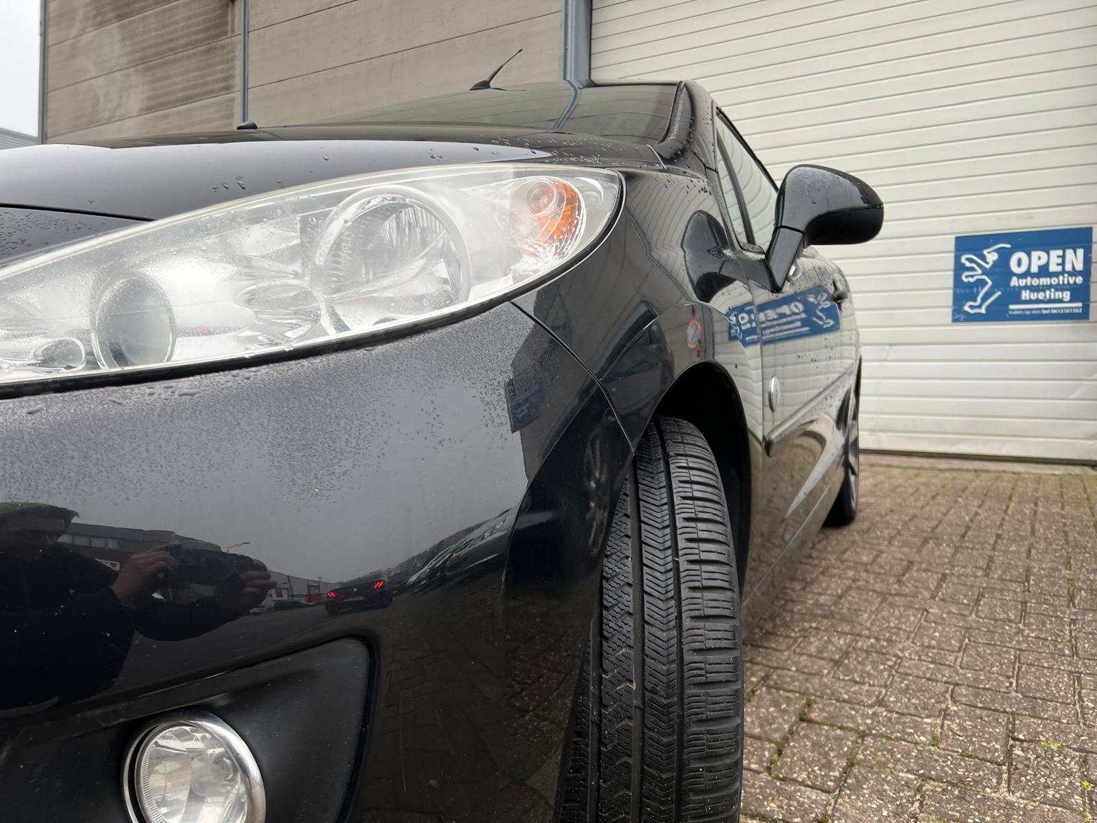 Peugeot 207 cabrio uit 2012