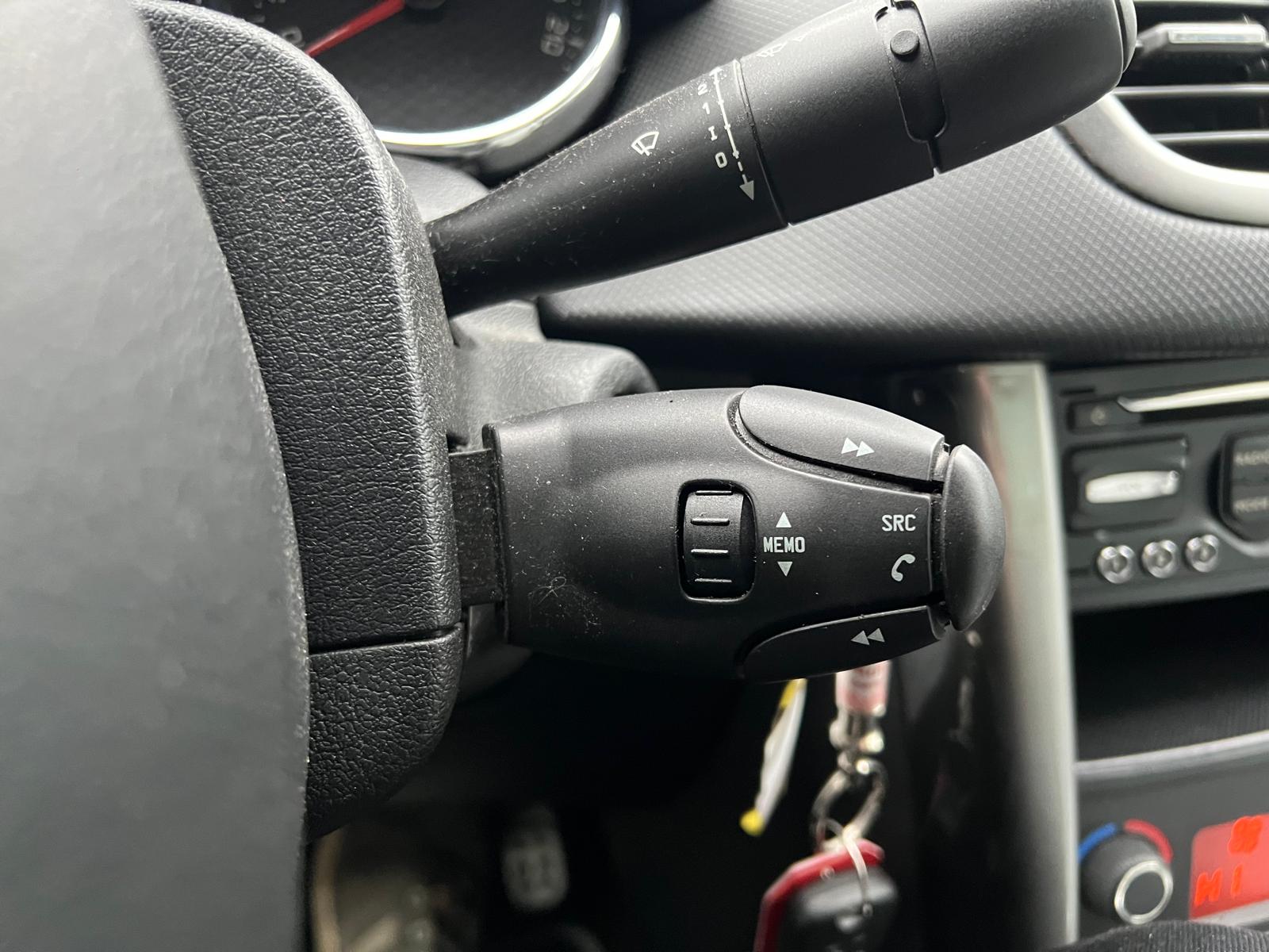 Peugeot 207 cabrio uit 2012