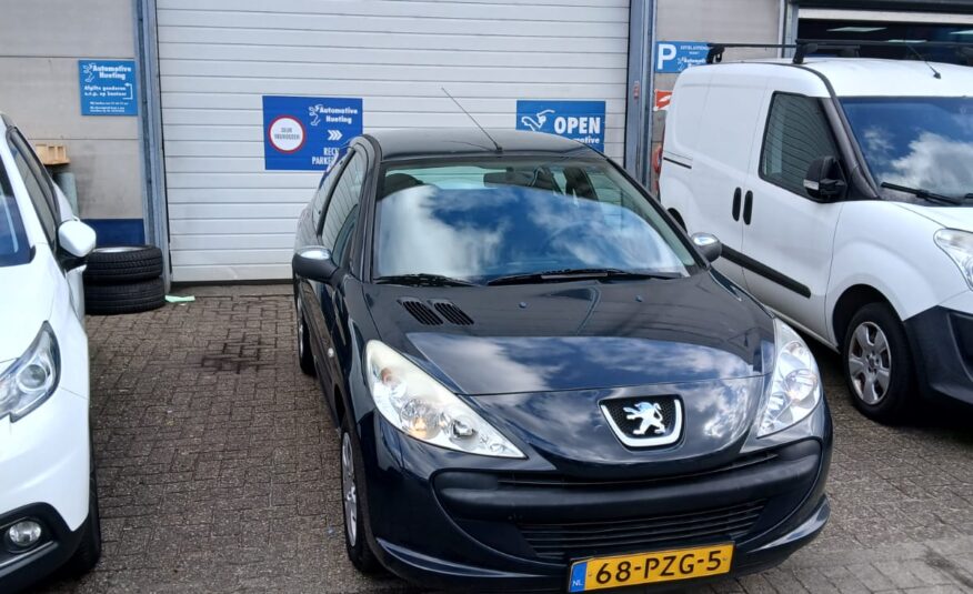 Peugeot 206+ uit 2011