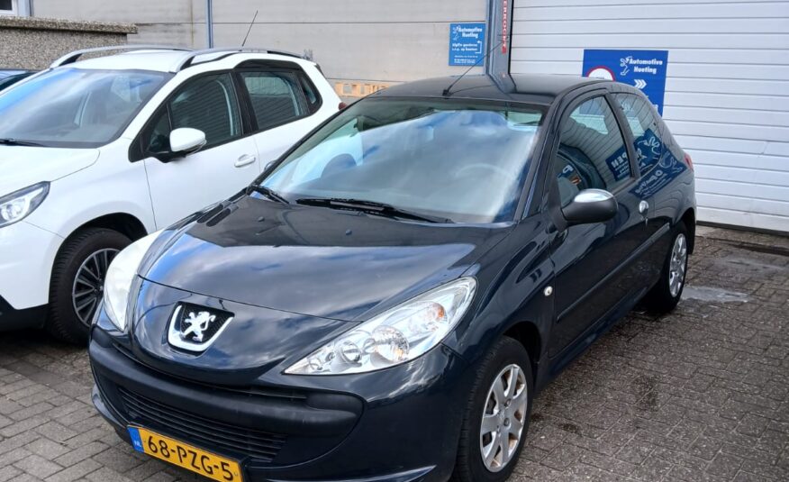 Peugeot 206+ uit 2011