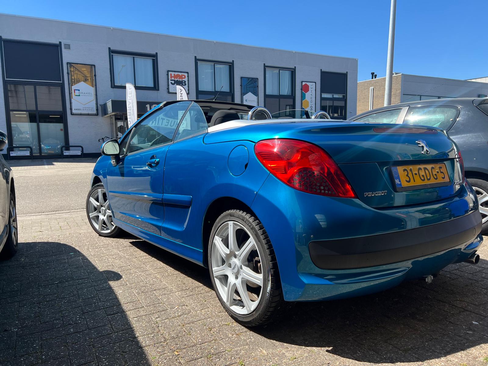 Peugeot 207cc uit 2008