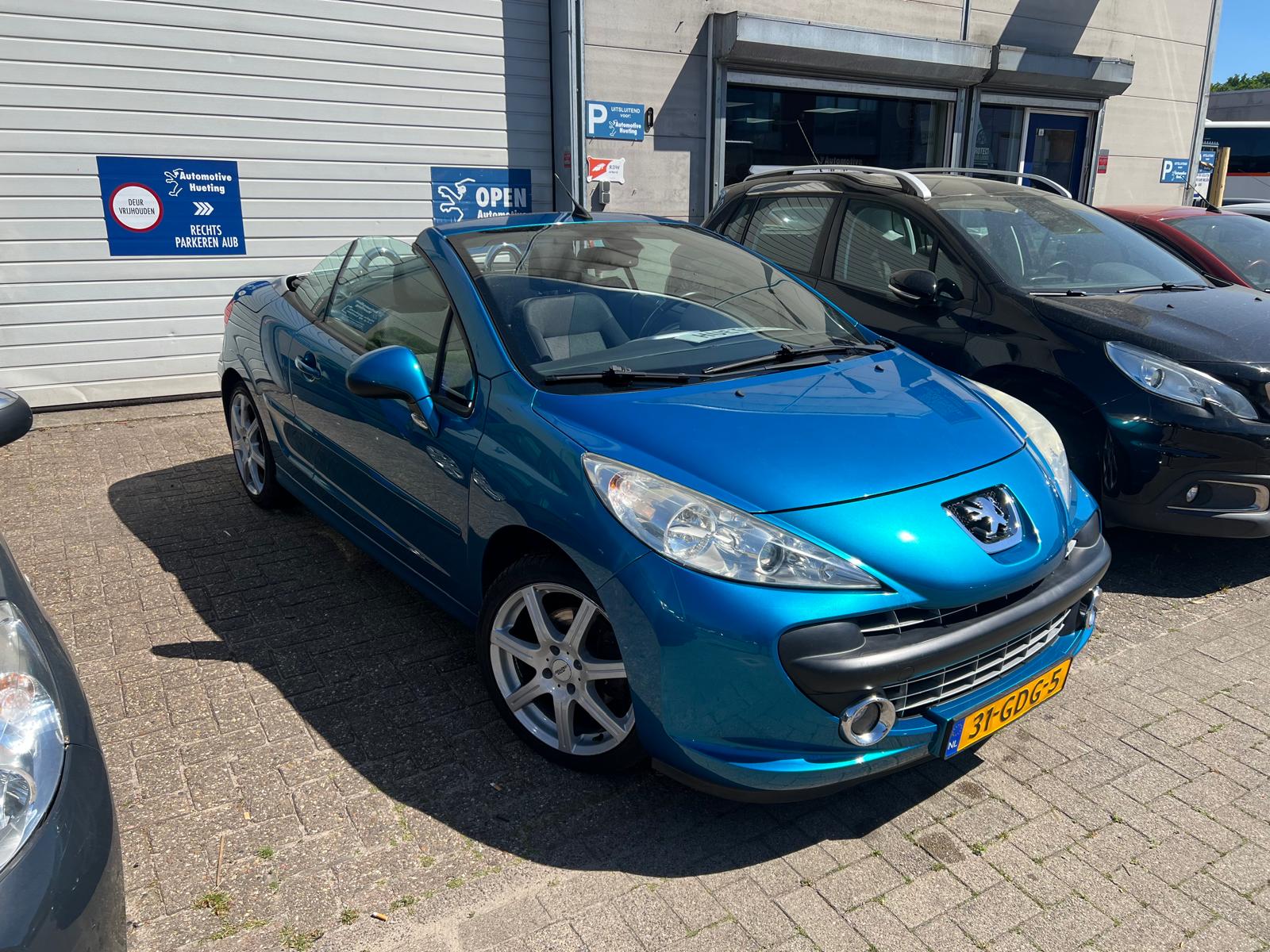 Peugeot 207cc uit 2008