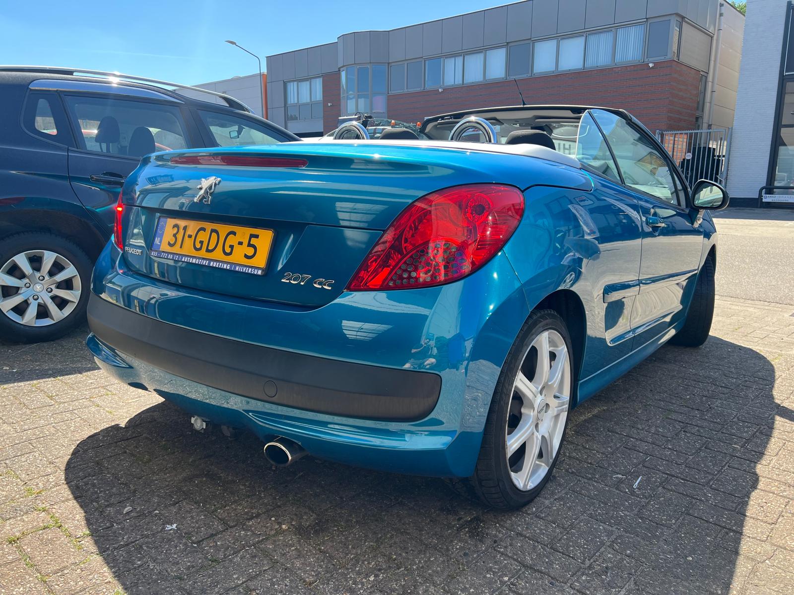 Peugeot 207cc uit 2008