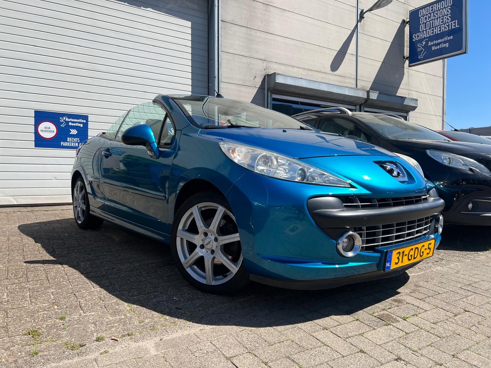Peugeot 207cc uit 2008