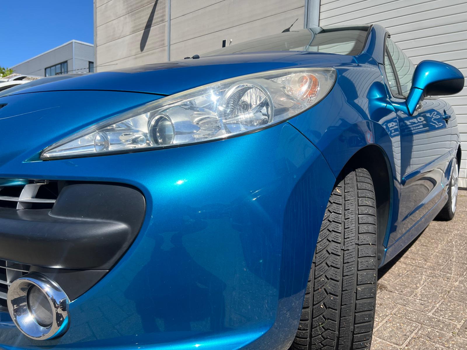 Peugeot 207cc uit 2008