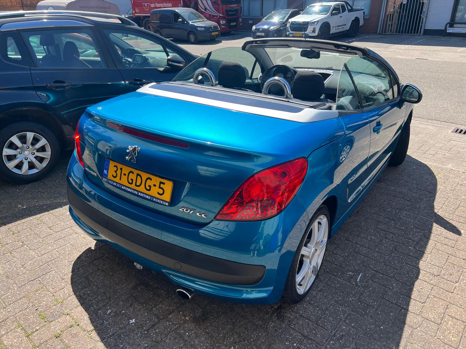 Peugeot 207cc uit 2008