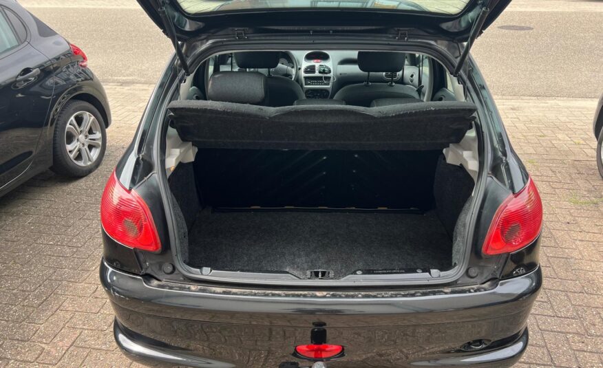 Peugeot 206 1.4 Génération uit 2008