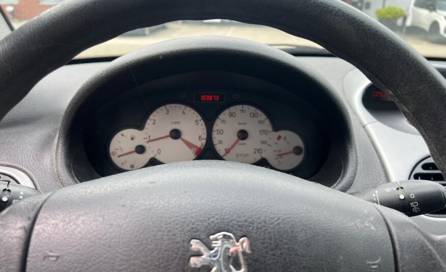 Peugeot 206 1.4 Génération uit 2008